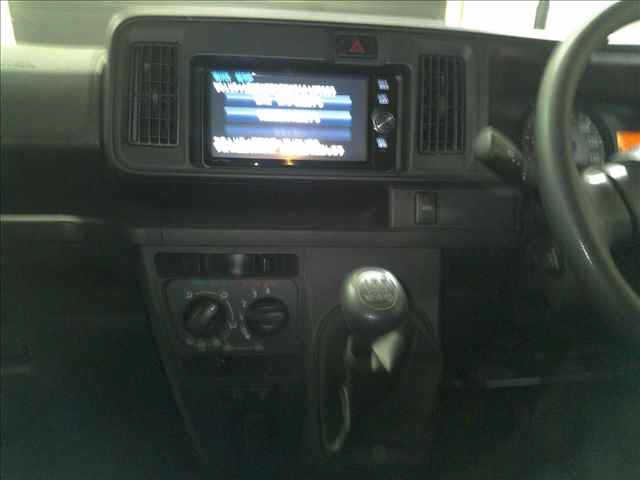 TOYOTA PIXIS VAN