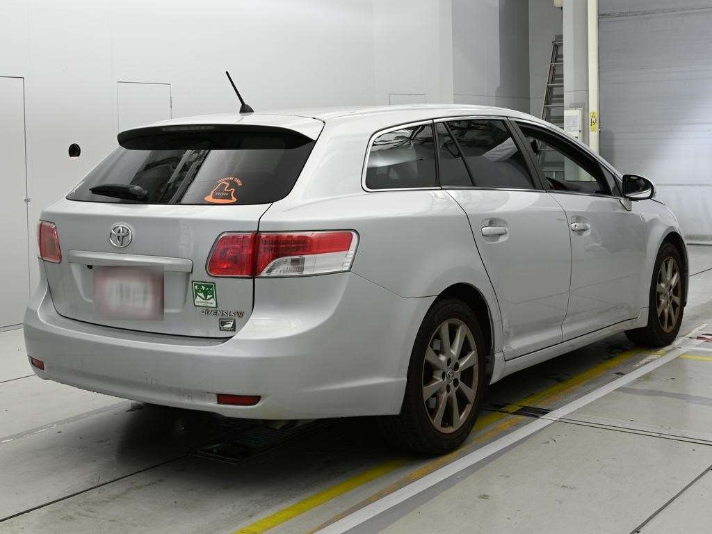TOYOTA AVENSIS