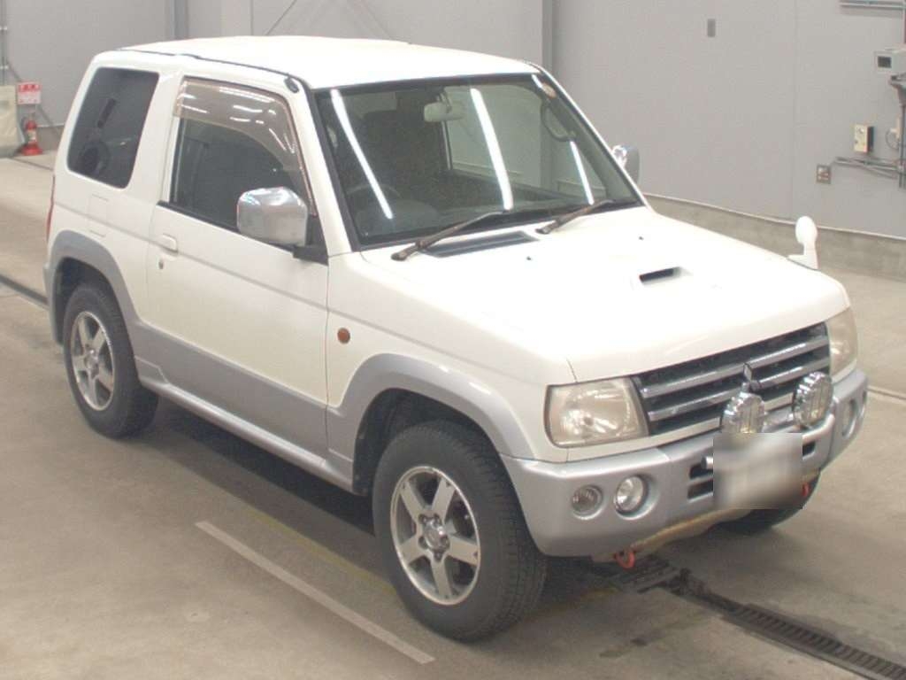 MITSUBISHI PAJERO MINI