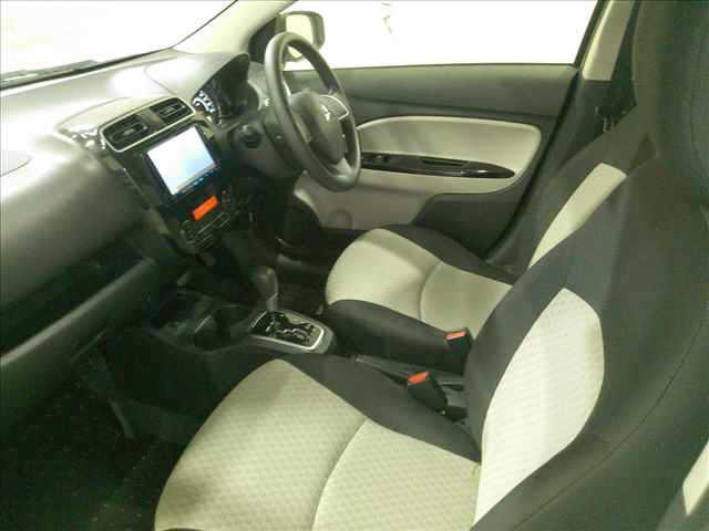 MITSUBISHI MIRAGE