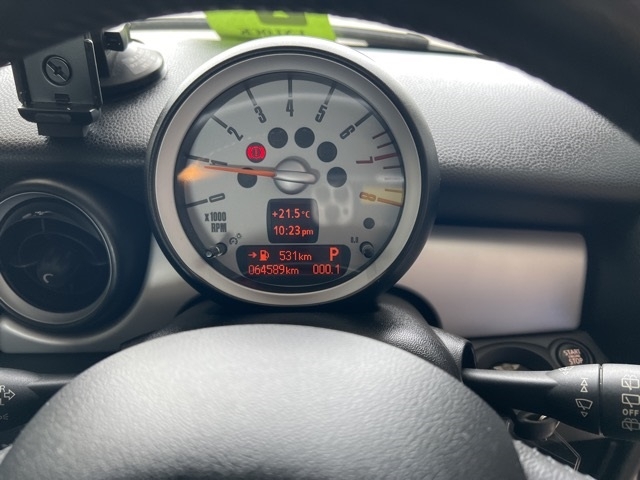 MINI HATCH