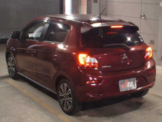 MITSUBISHI MIRAGE