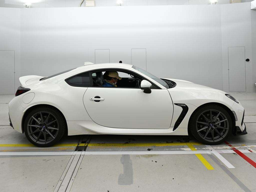 SUBARU BRZ
