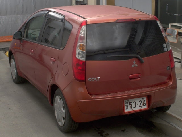 MITSUBISHI COLT