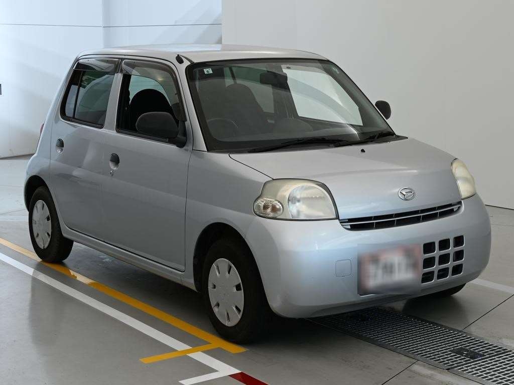 DAIHATSU ESSE