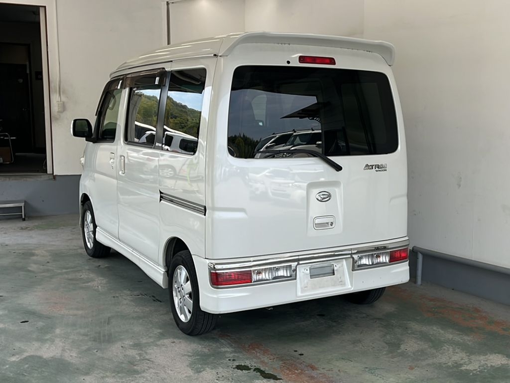 DAIHATSU ATRAI