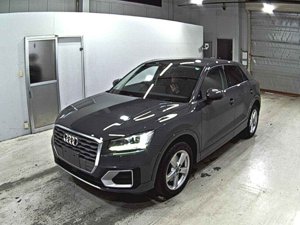 AUDI Q2