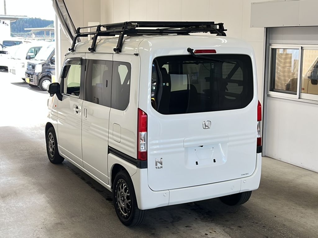 HONDA N-VAN