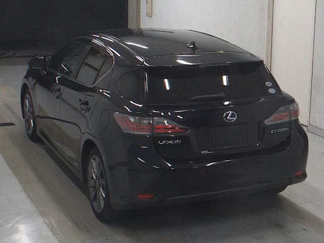 LEXUS CT200H