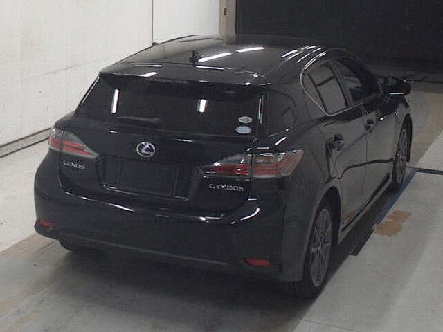LEXUS CT200H