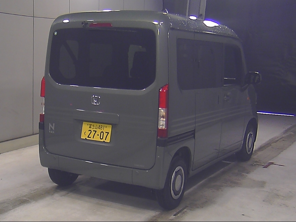 HONDA N-VAN