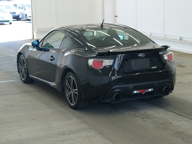 SUBARU BRZ