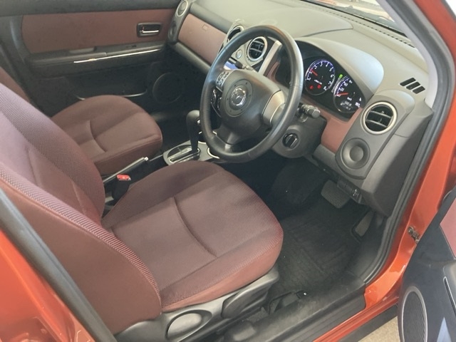 MAZDA VERISA