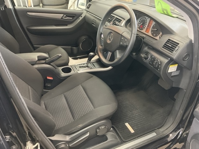 MERCEDES-BENZ B-CLASS