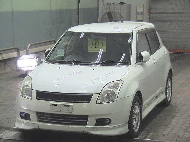 SUZUKI SWIFT