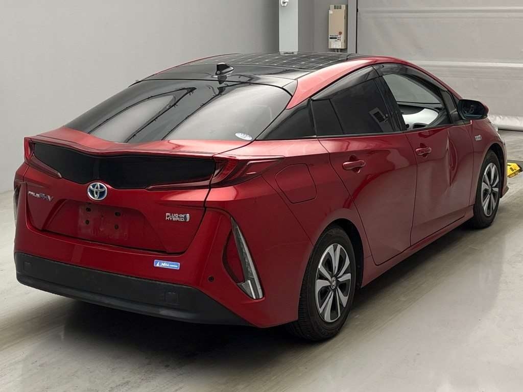 TOYOTA PRIUS PHV