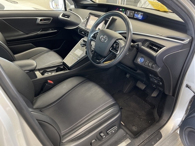 TOYOTA MIRAI