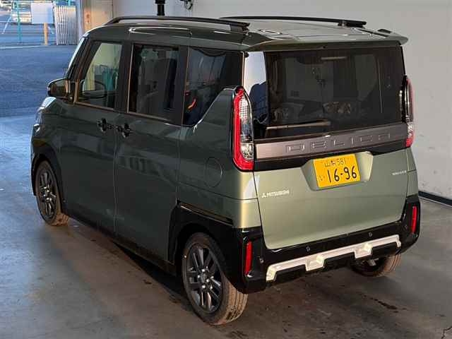 MITSUBISHI DELICA MINI