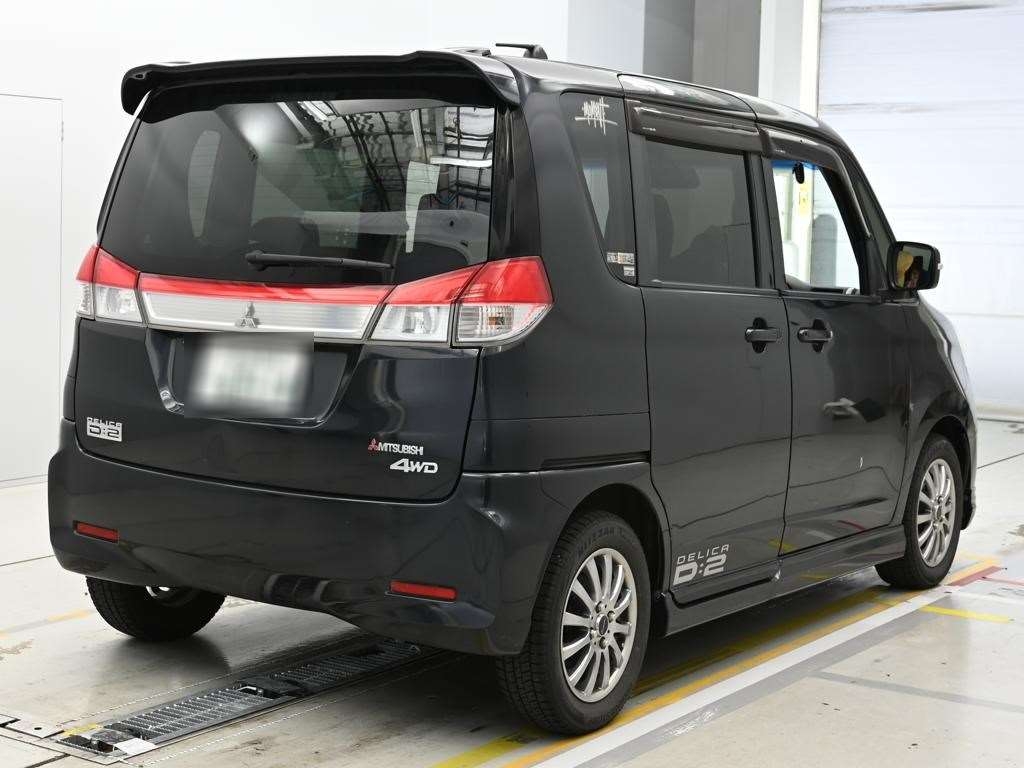 MITSUBISHI DELICA D:2