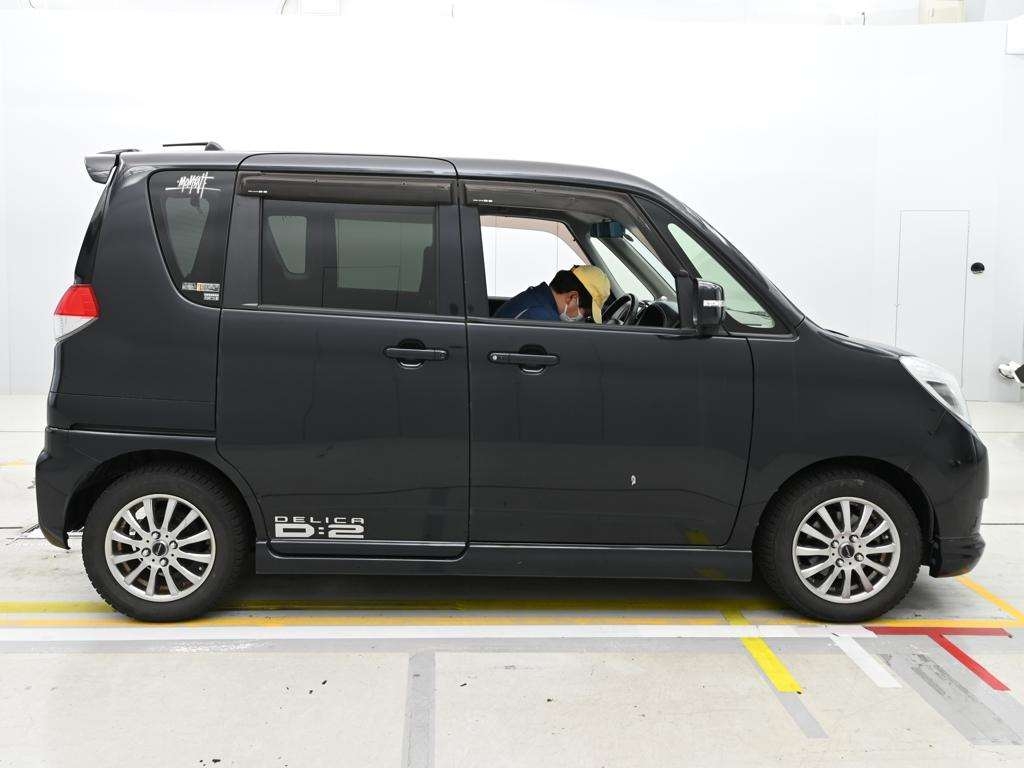 MITSUBISHI DELICA D:2