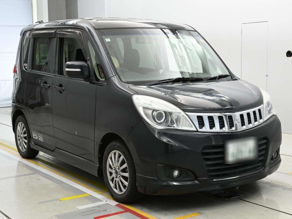MITSUBISHI DELICA D:2