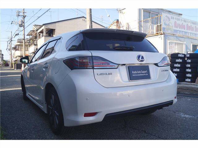 LEXUS CT200H