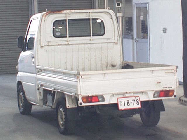 NISSAN CLIPPER