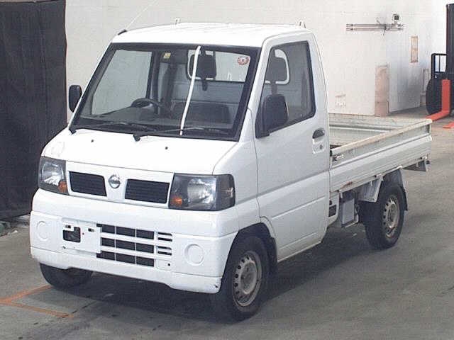 NISSAN CLIPPER