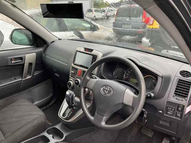 TOYOTA RUSH
