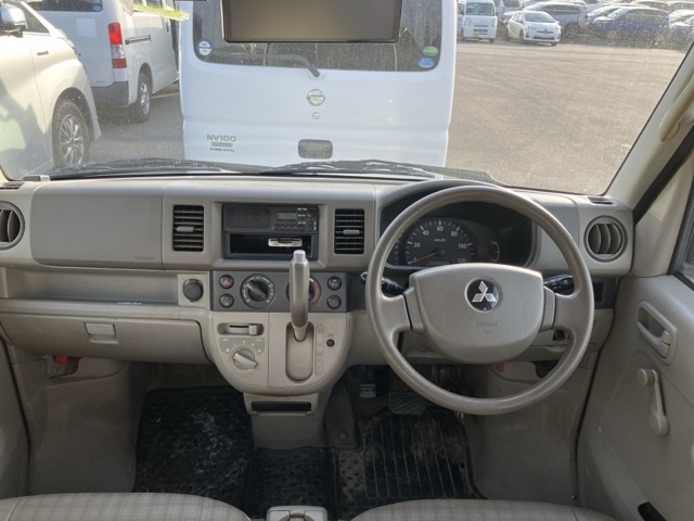 MITSUBISHI MINICAB