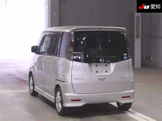 NISSAN ROOX