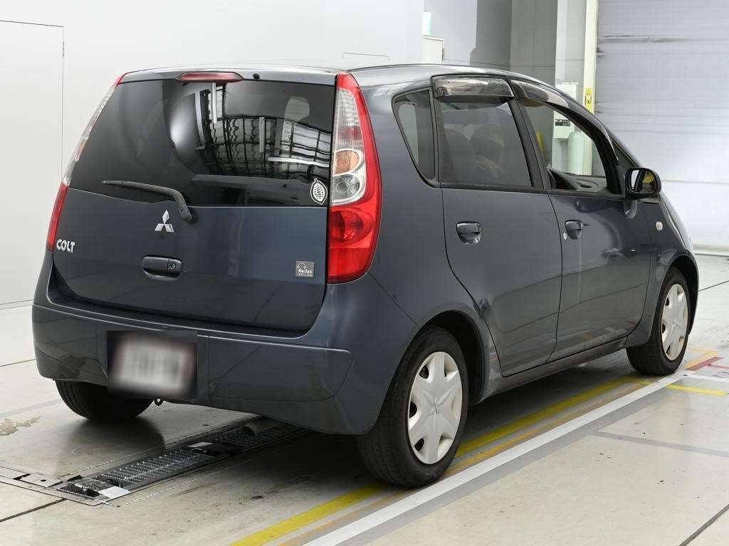 MITSUBISHI COLT