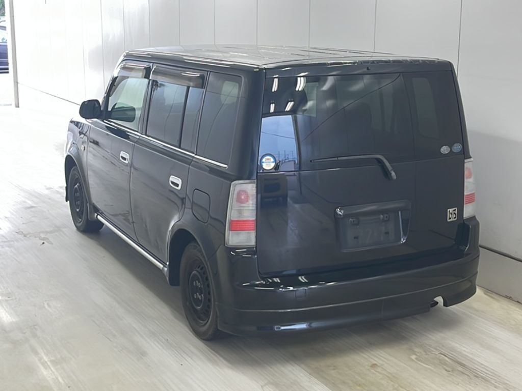 TOYOTA BB