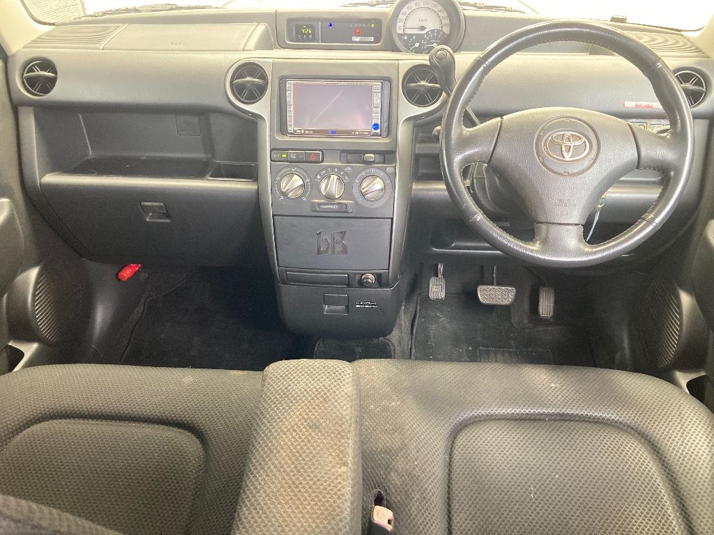 TOYOTA BB