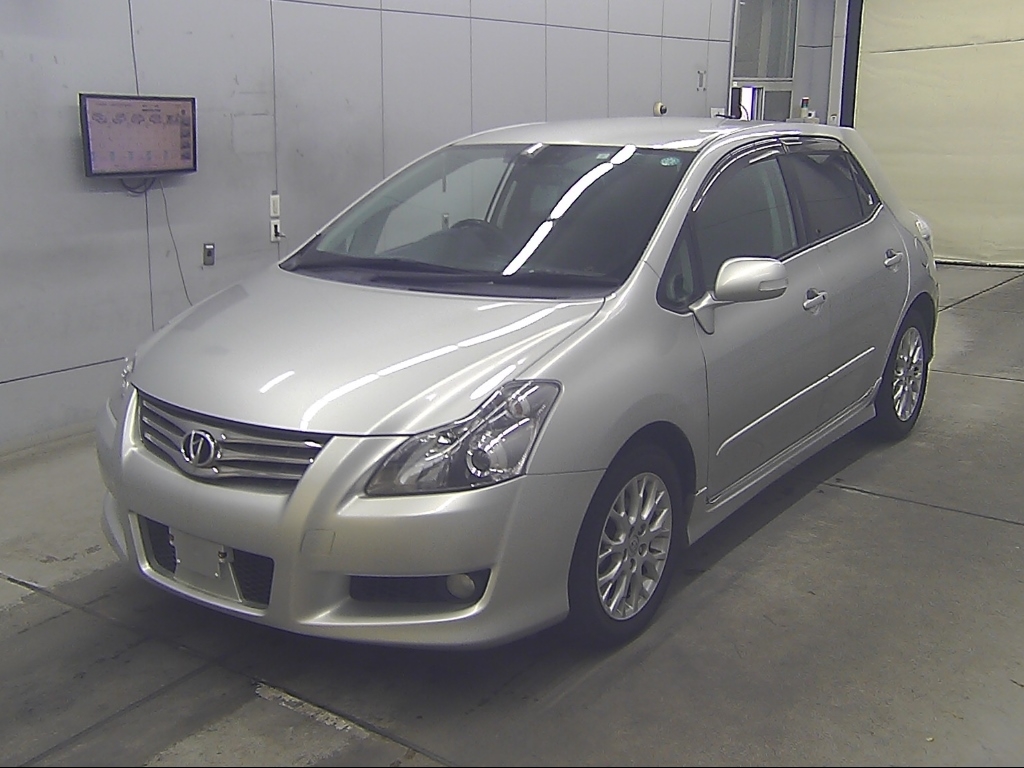 TOYOTA BLADE