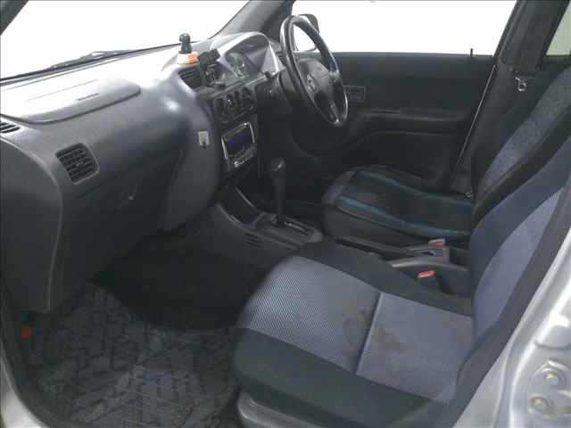 DAIHATSU TERIOS KID