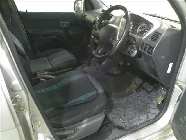 DAIHATSU TERIOS KID