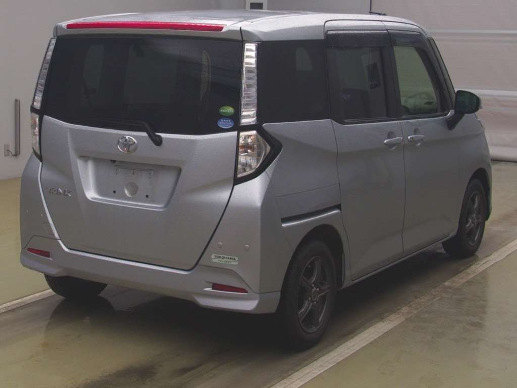 TOYOTA TANK