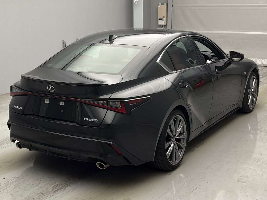 LEXUS IS300