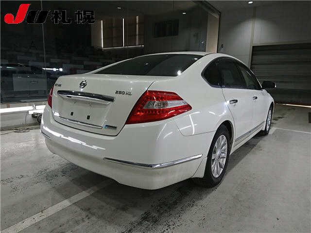 NISSAN TEANA