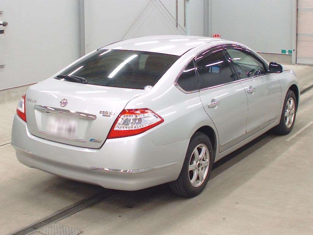 NISSAN TEANA