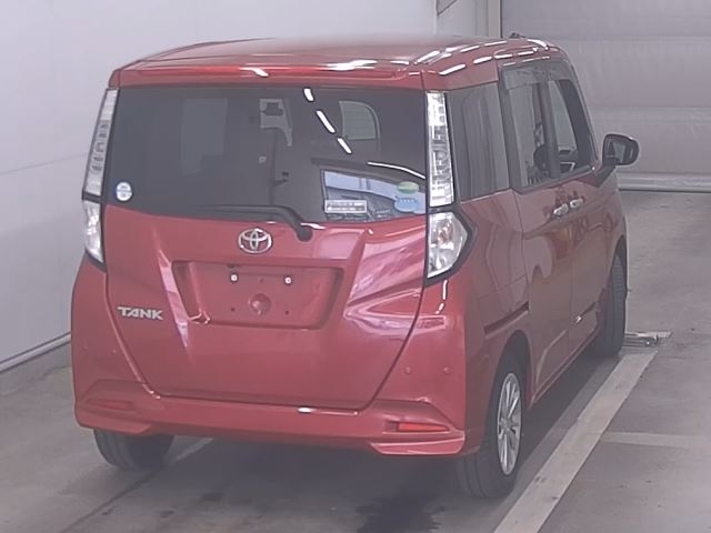 TOYOTA TANK