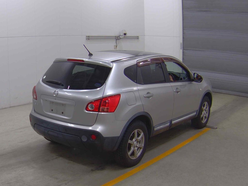 NISSAN DUALIS