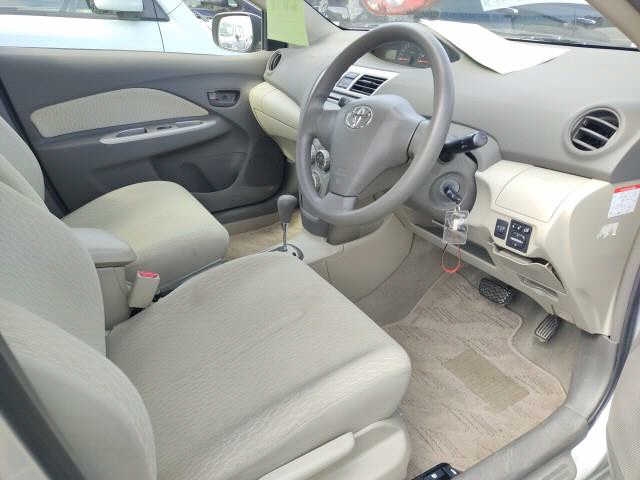 TOYOTA BELTA