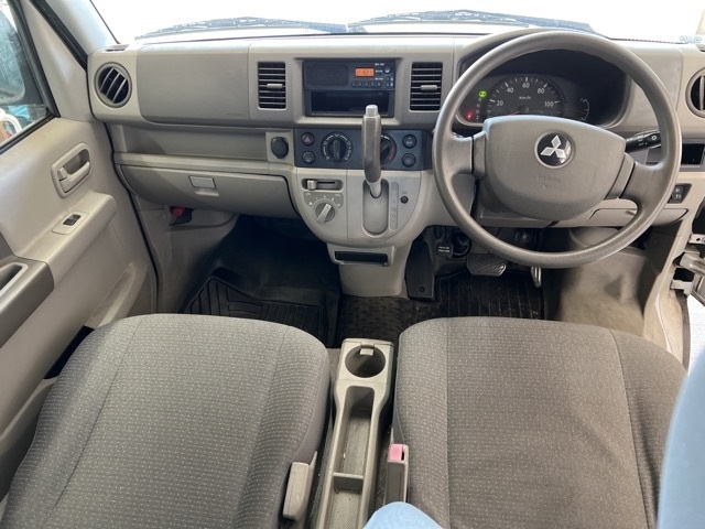 MITSUBISHI MINICAB