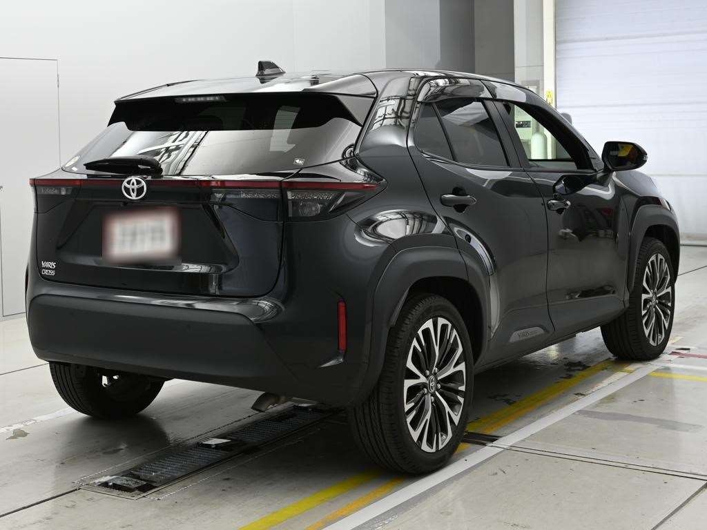 TOYOTA YARIS CROSS