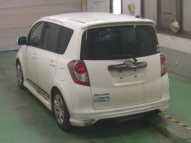 TOYOTA RACTIS