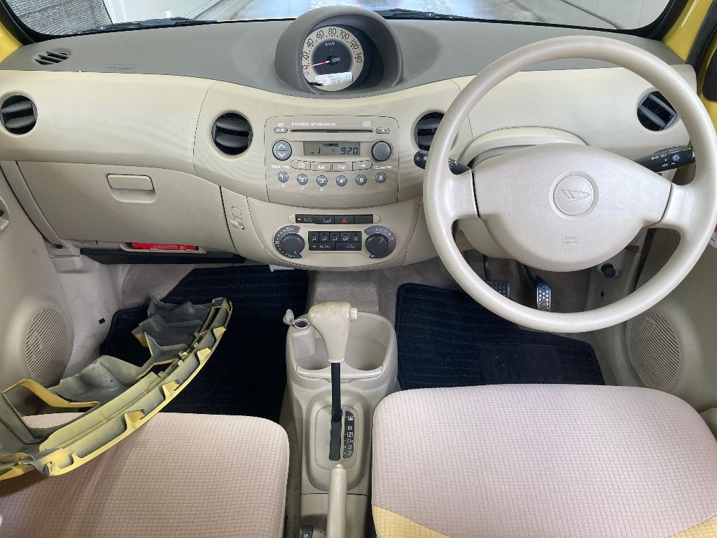 DAIHATSU ESSE