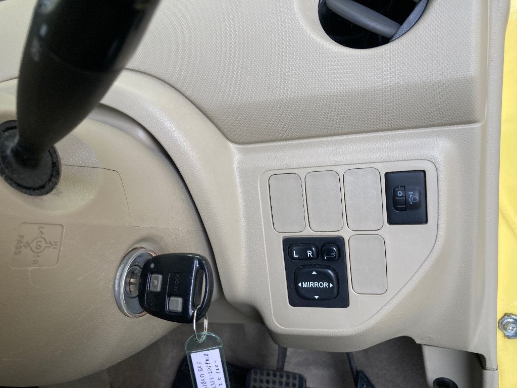 DAIHATSU ESSE