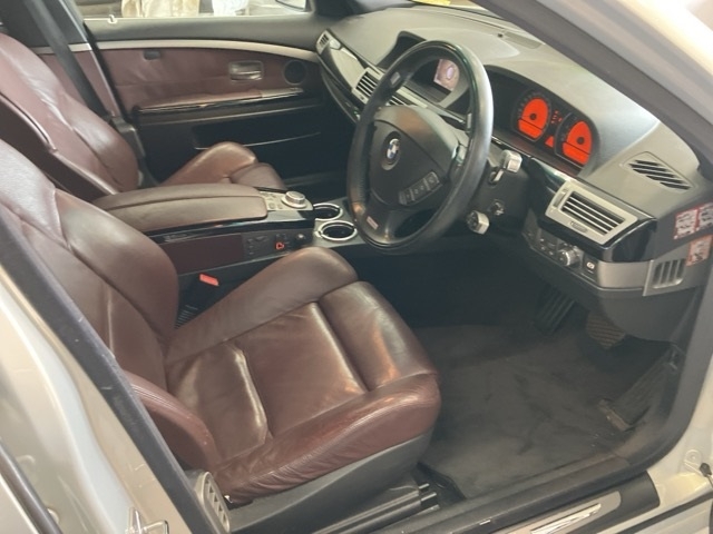 BMW 7-SERIES